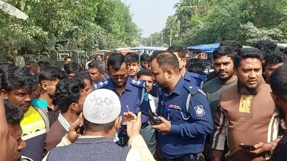 লক্ষ্মীপুরে ডাম্প ট্রাকের চাপায় নি*হ*ত ২