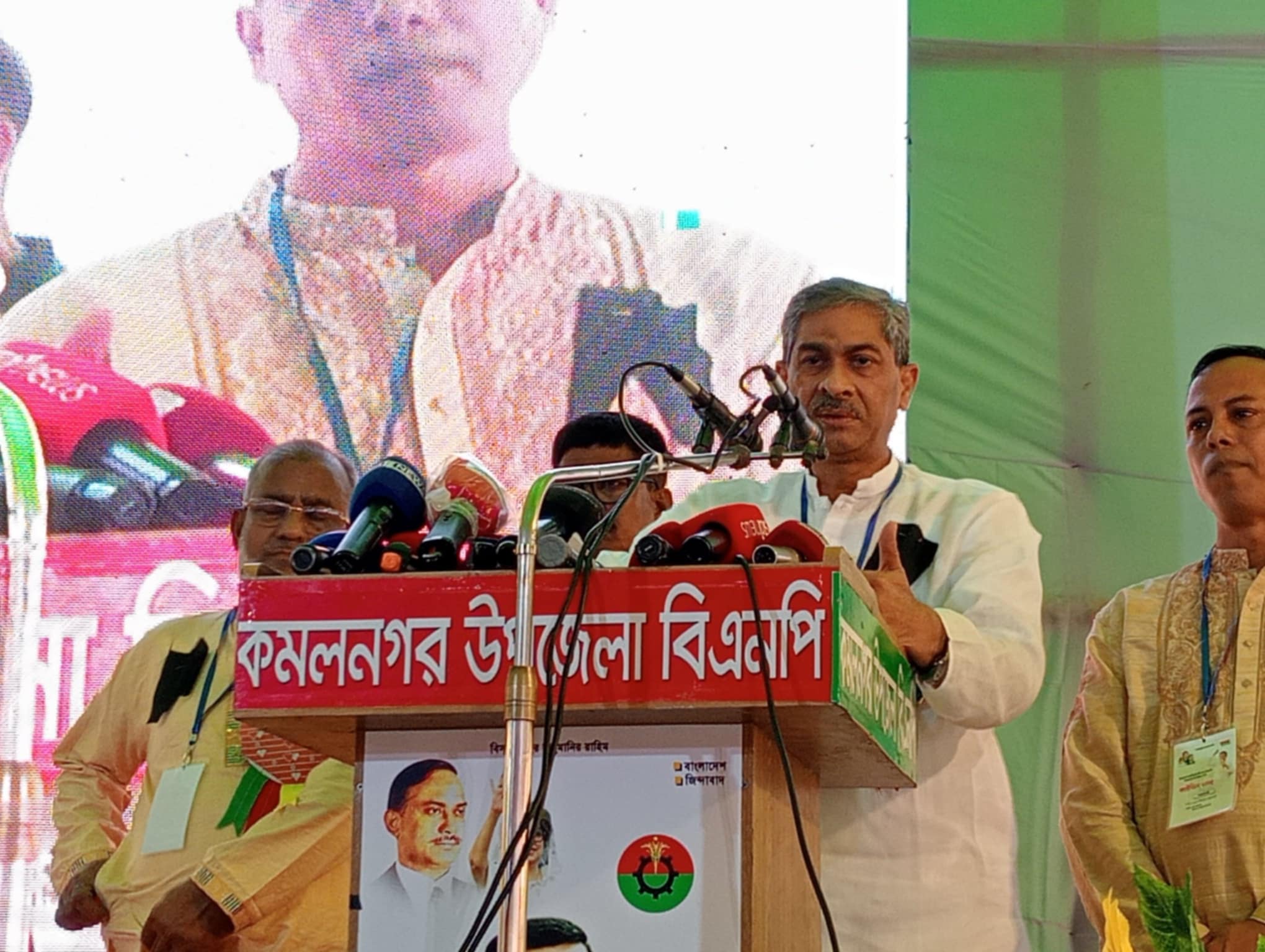 তারেক রহমান জনগণের সমর্থন নিয়ে বিএনপির নেতৃত্বে দেশ পরিচালনার প্ল্যান তৈরি করছেন: এ্যানী