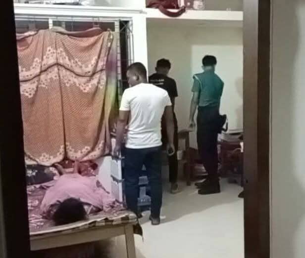 খুলনায় কলেজ ছাত্রীর ঝুলন্ত মরদেহ উদ্ধার